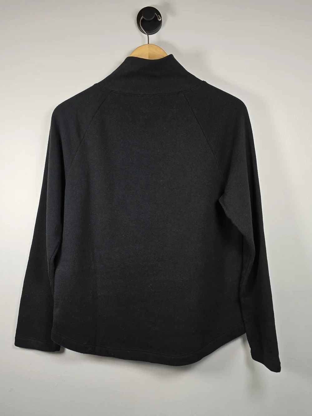 Women's Sweater Loose Fit Holiday Style With Plaid And Sparkly Stone Detail.